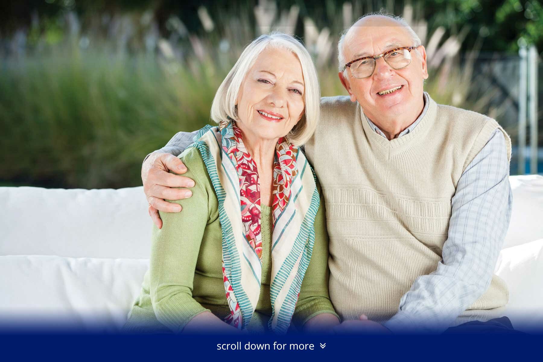 mcan-slider-happy-senior-couple-elderly-1800x1200